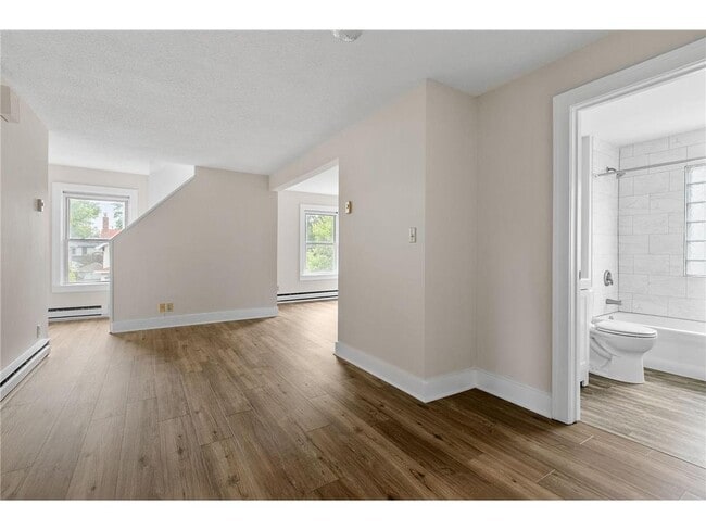 Photo - 2610 Dupont Ave S