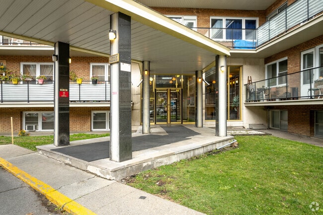 Photo - 4635 Av Clanranald