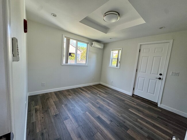 Photo - 131 N Vega St