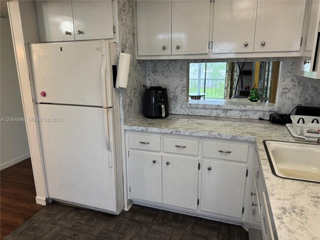 Photo - 950 Hillcrest Dr Unidad 411