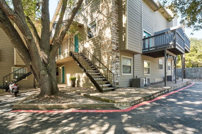 Photo - 6700 Cooper Ln