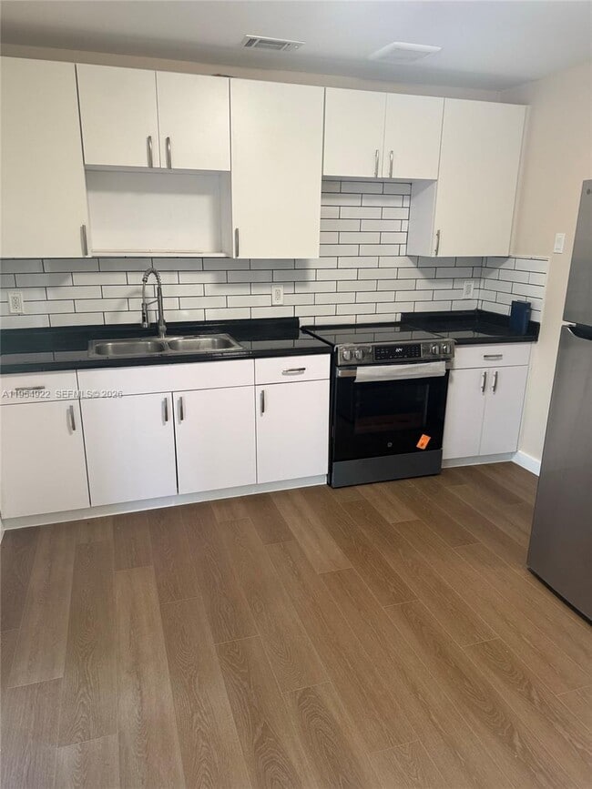 Photo - 3978 Nokomis Ave Unit 1