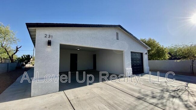Photo - 231 W 28th St