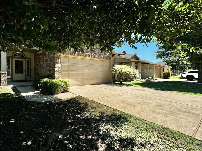 1014 Aiken Dr