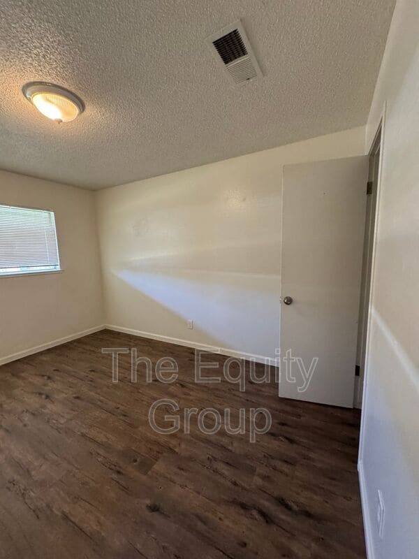 Photo - 2104 North Ave Unit #C