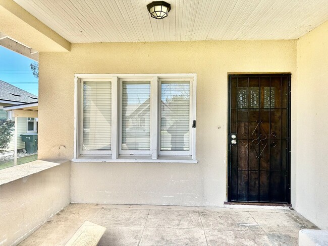 Photo - 1257 N Thorne Ave Unidad 1257 N Thorne Ave #A
