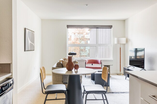 Photo - 330 3rd Ave W Unit SI FL7-ID3829A