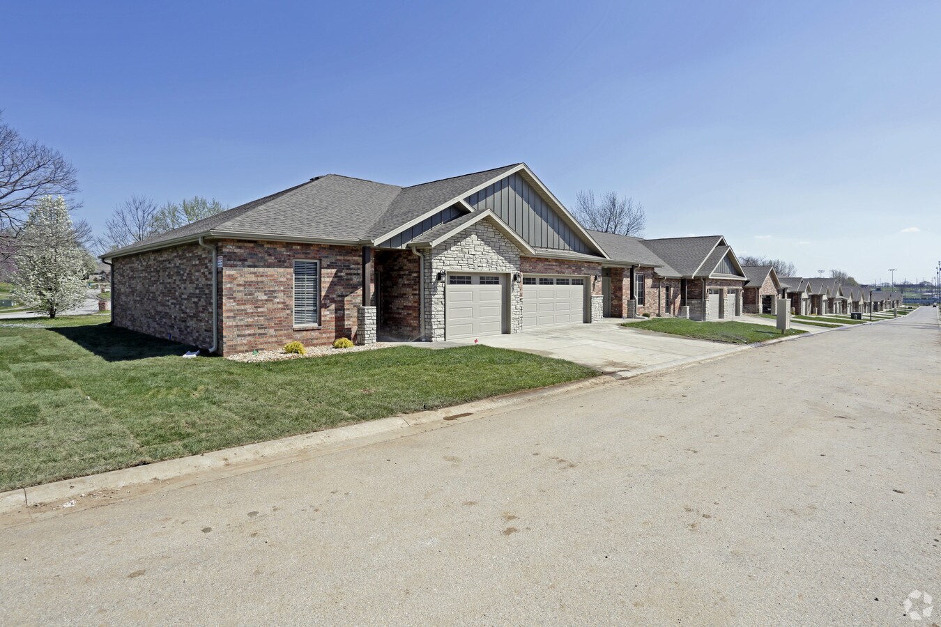 Emerald Villas - Emerald Villas