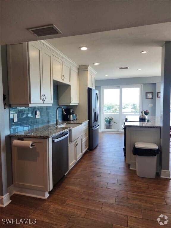 Building Photo - 4803 Sunset Ct Unit 604 Rental