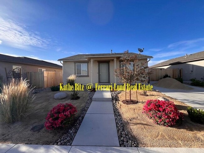 CUTE newer Lemmon Valley home! LOOK! 2 bed... - CUTE newer Lemmon Valley home! LOOK! 2 bed...