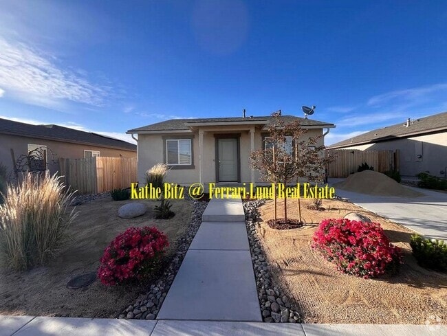 Building Photo - CUTE newer Lemmon Valley home! LOOK! 2 bed...