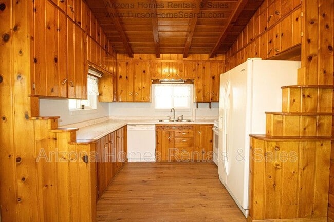 Photo - 11640 E Miles St