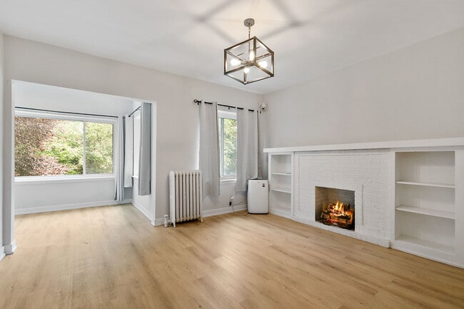 Photo - 918 W Sunnyside Ave