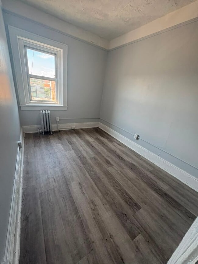 Photo - 107 Elm St Unit Apt 7