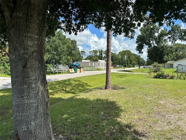 Building Photo - 3422 NW 26th Ave