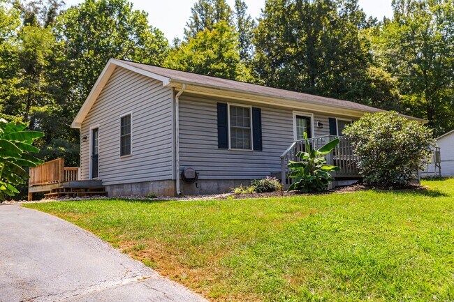 Photo - New Listing!