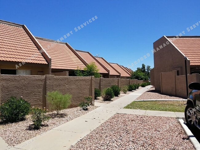 Photo - 2 STORY TOWNHOME WITH ATTACHED GARAGE WATER INCL