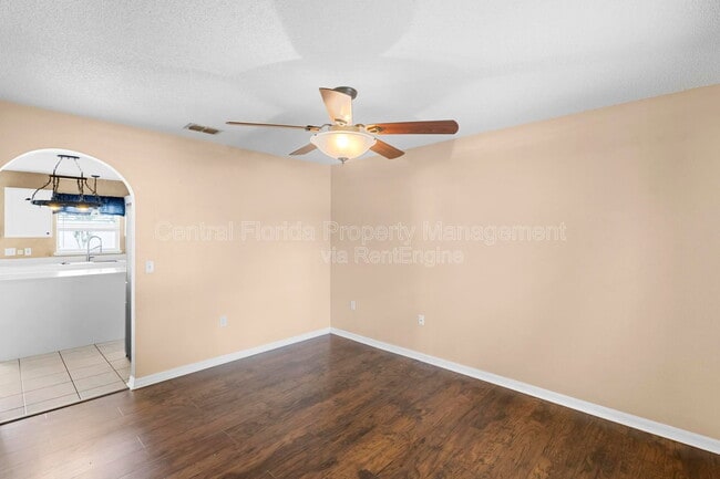 Photo - 4657 Willamette Cir