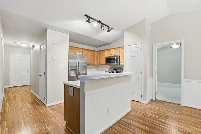 Photo - 2830 Black Walnut Ln