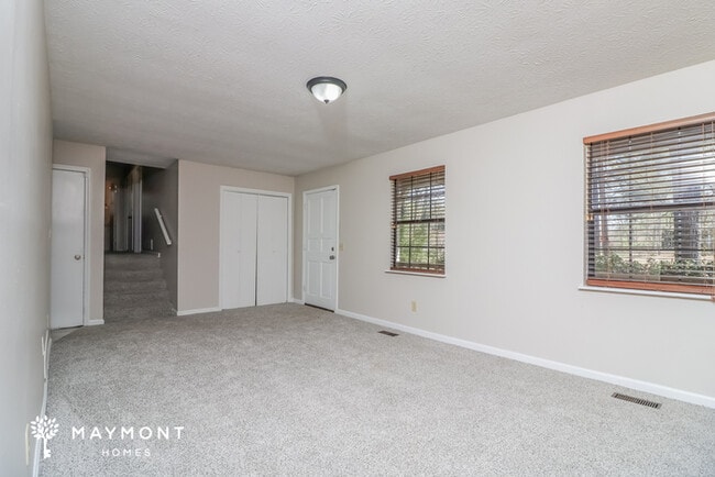 Photo - 4869 Timber Ridge Dr