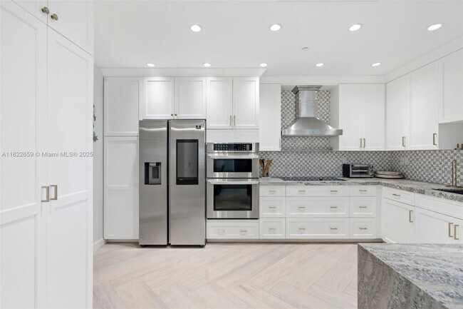 Photo - 201 Crandon Blvd Unit 739