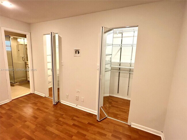 Photo - 3328 Quail Close