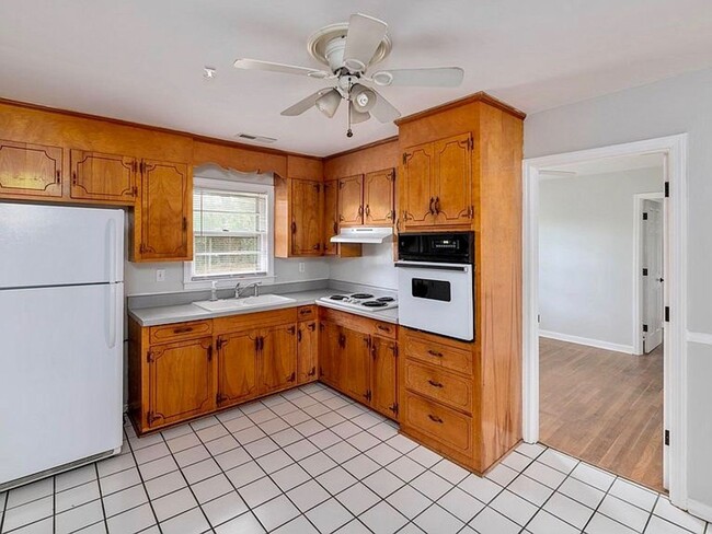 Photo - 4 Bedroom 2 Bath House in Lawton Bluff - James Island
