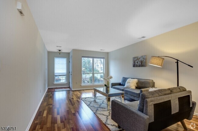 Building Photo - 118 Constitution Way Rental