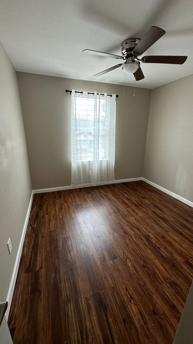 Photo - 420 N Denley Dr