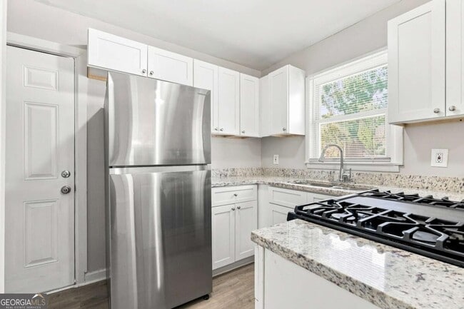 Photo - 2123 Blayton Ln SE