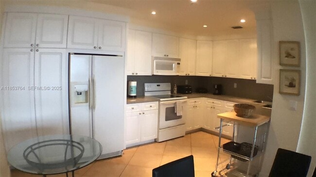 Photo - 151 Crandon Blvd Unit 833