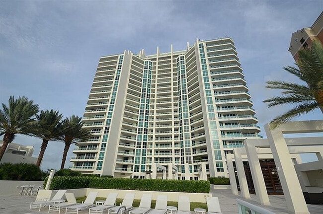 Building Photo - 101 S Fort Lauderdale Beach Blvd Unit 1206