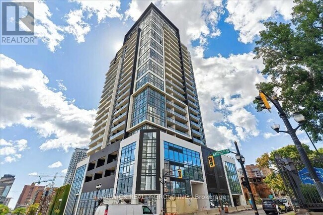 Photo - 15 Queen St S Unit 1815