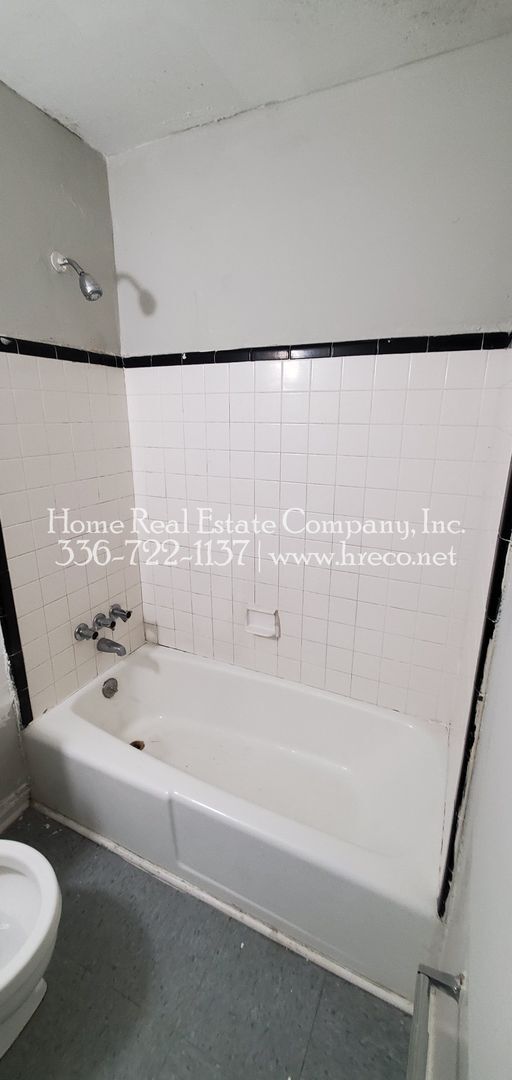 Photo - 2326 N Cherry St Unit 2326-B