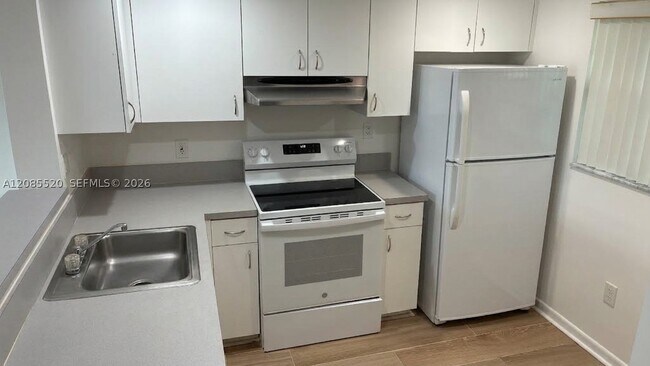 Photo - 10815 SW 112th St Unit 311