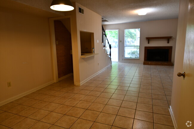 Building Photo - 757 E Boyd Dr Unit D Rental