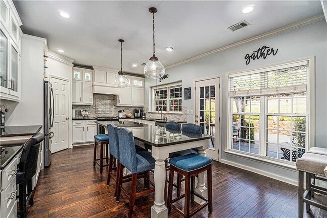 Photo - 317 Andridge Ct NW
