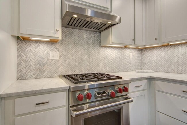 Photo - 416 Carolina Blvd