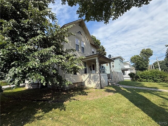 Photo - 203 Keyes Ave