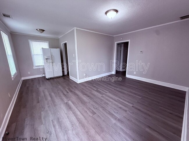 Photo - 3175 Jackson Ave