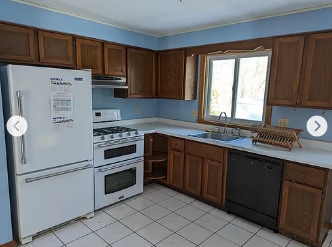 Photo - 536 W Pelham Rd