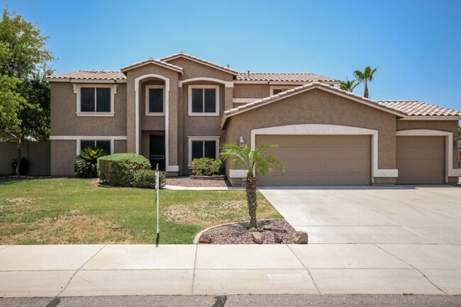 Building Photo - 1081 E Horseshoe Dr