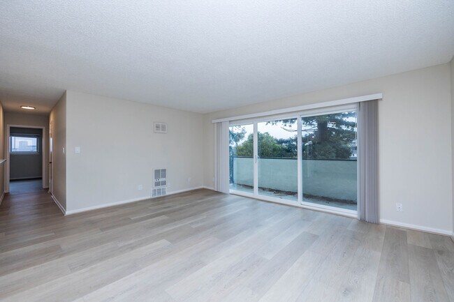 Photo - 169 Santa Rosa