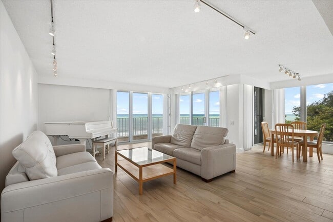 Photo - 1010 S Ocean Blvd Unit 501