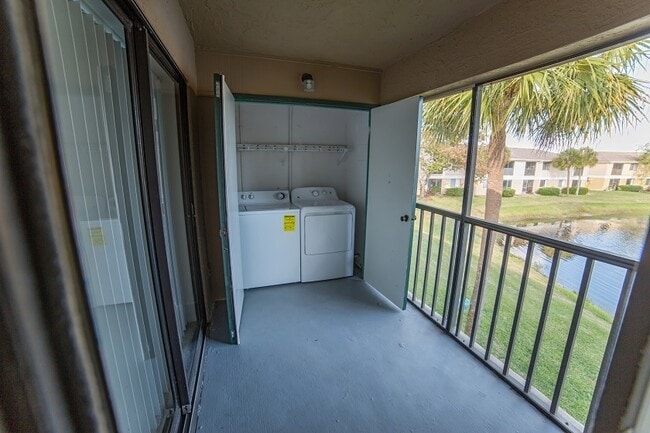 Monterey Lakes Apartments