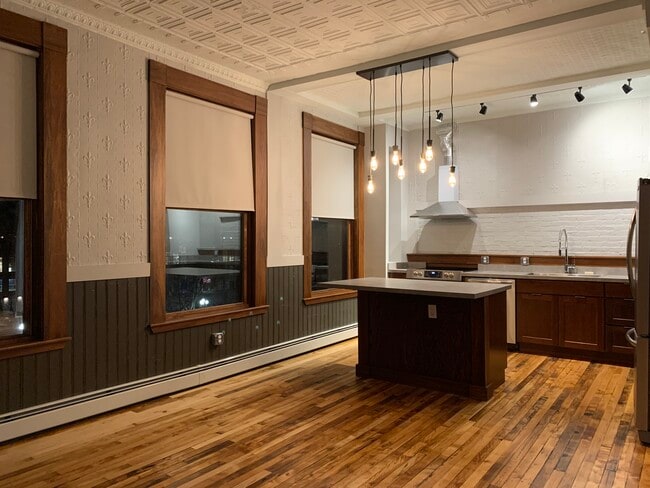 Photo - 223 Lisbon St Unidad 3B