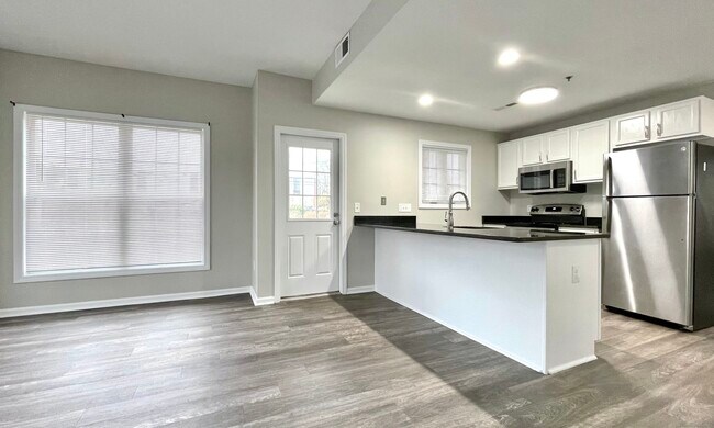 Photo - 120 Washington St