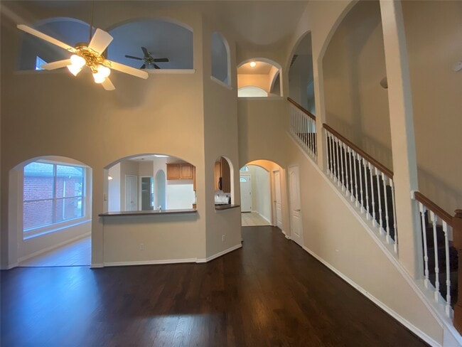 Photo - 9210 Hidden Lake E Dr