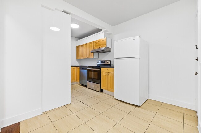 Photo - 5777 Ch De La Côte-Saint-Luc