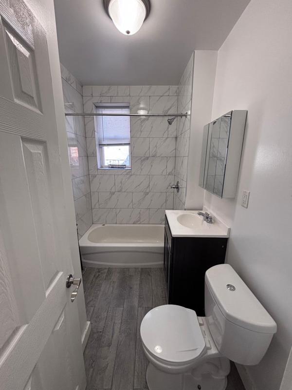 Photo - 820 Canton St Unidad B5